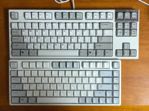 akeeyo niz 82 and realforce